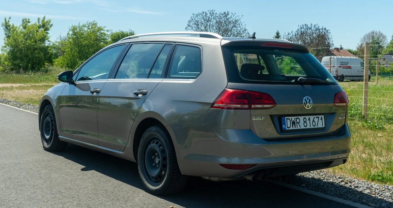 Volkswagen Golf cena 45000 przebieg: 142000, rok produkcji 2014 z Wrocław małe 56